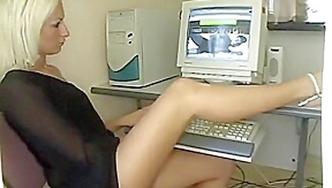 Hottest Bisexual, Office porn video Hottest Bisexual, Office porn video