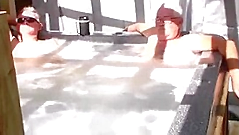 Hot tub time machine re-upped Hot tub time machine re-upped