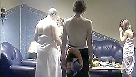 maxcuckold.com Swingers In Amateur Action maxcuckold.com Swingers In Amateur Action
