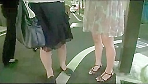 34yr old Maki Houjo picks up two Matures 34yr old Maki Houjo picks up two Matures